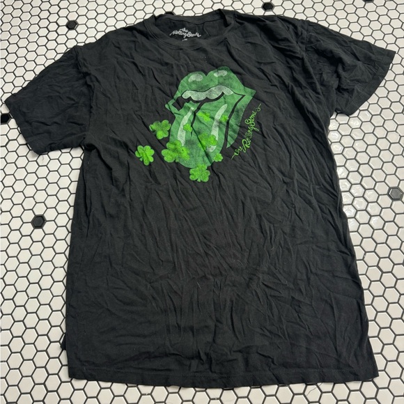 The Rolling Stones over sized t shirt st Patrick’s day size small - Picture 2 of 6